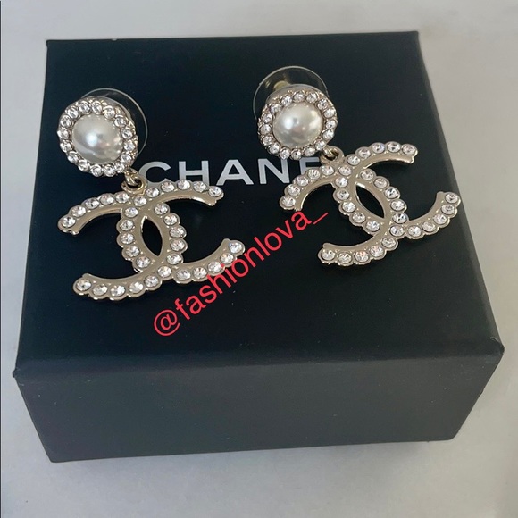 CHANEL Jewelry - CHANEL Golden Pearl Crystal Dangle Earrings BNIB✨